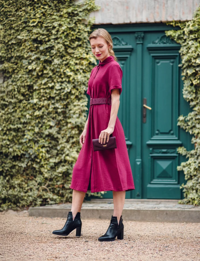 Altena Wine Red