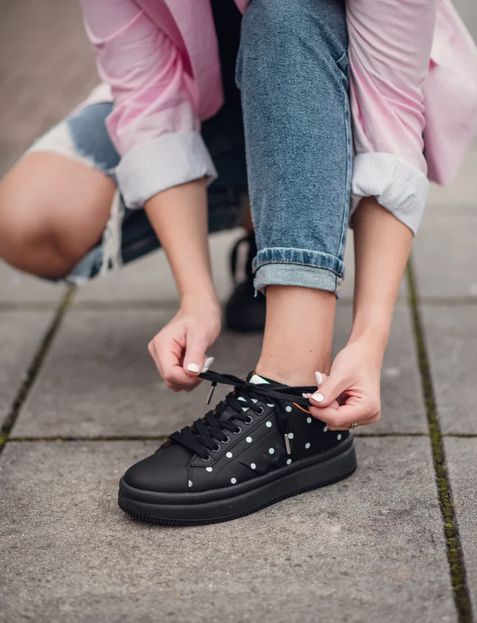 Lucky Dots Black