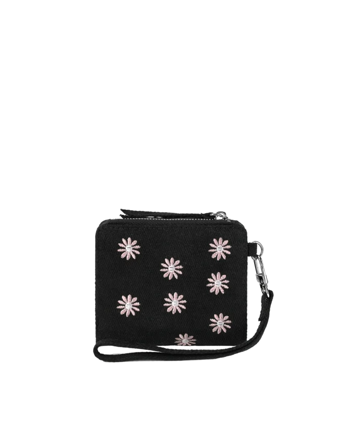 Tadi Daisy Black