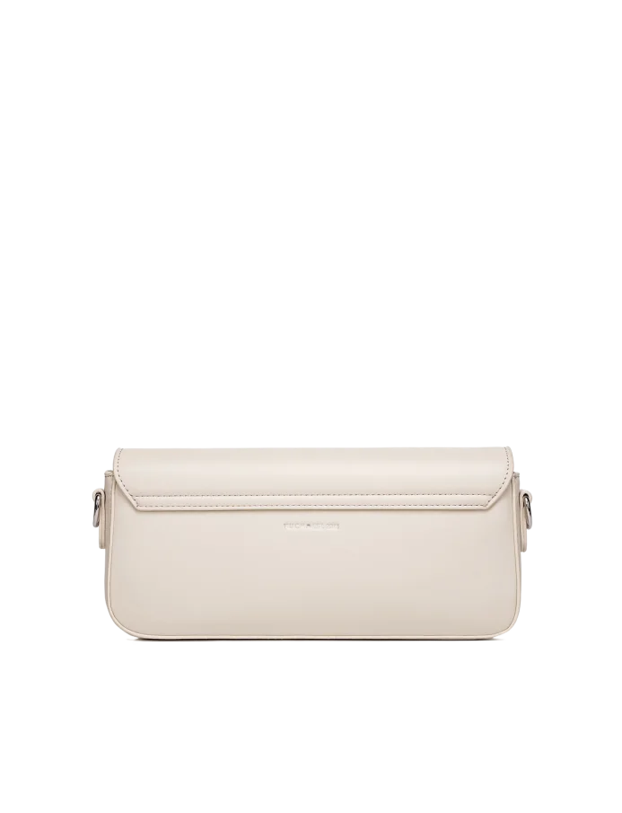 Sara Beige