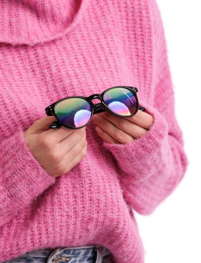 Mitzi M-Color