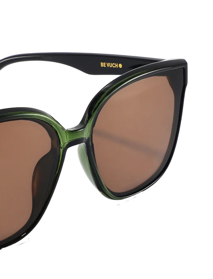 Trisha Vertical Green