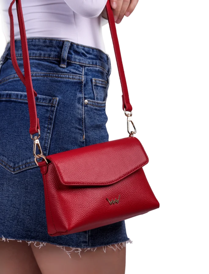 Leyra Red