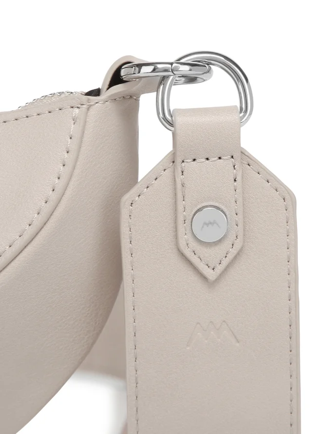 Tricia Basic Beige