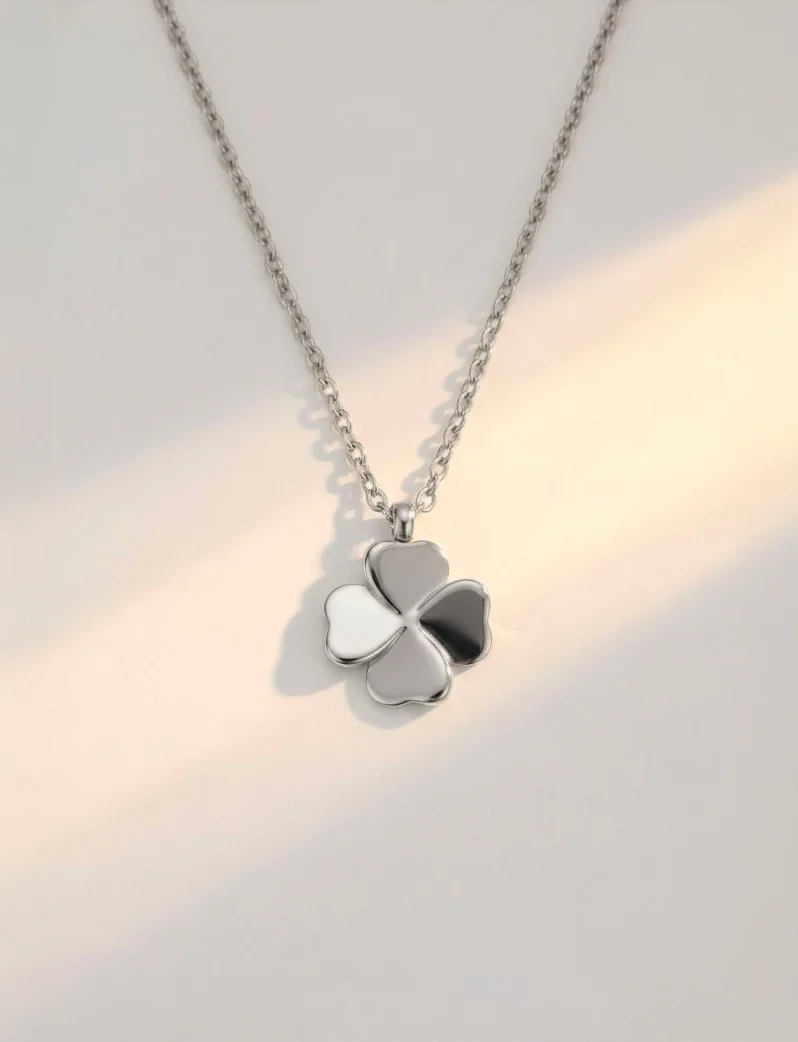 Náhrdelník Fouria Silver