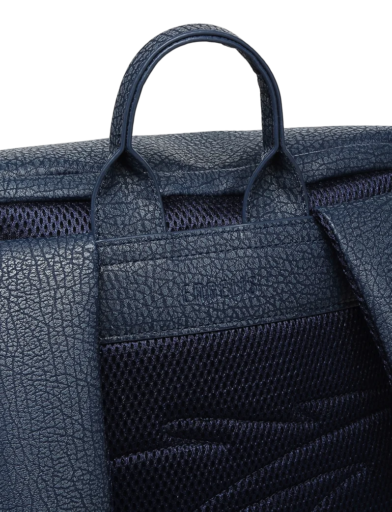 Mina Blue