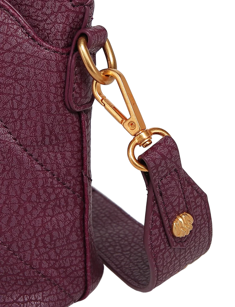 Fossy Belle Wine Red