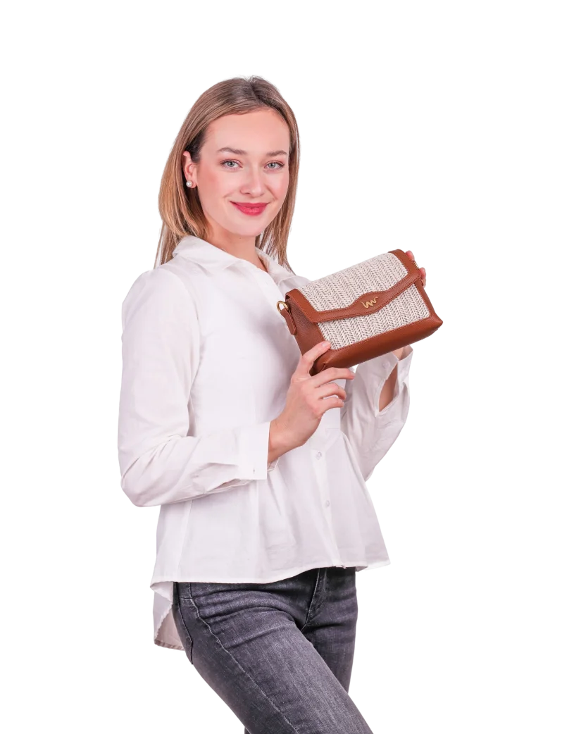 Leyra Riviera Brown