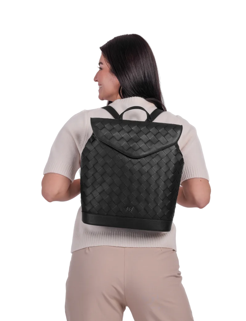 Joanna Intrecciato Black