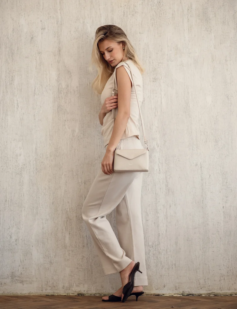 Leyra Grace Beige